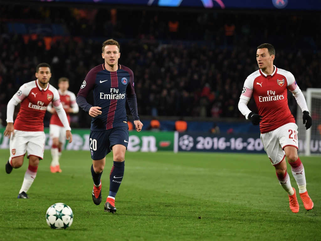 他的缺席将 他的缺席将